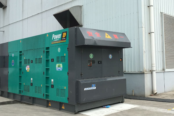 图木舒克燃油滤清器的更换流程是怎样的？