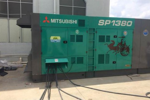 图木舒克为什么有些柴油发电机组的输出电压可以调节？