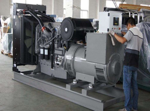 图木舒克柴油发电机组和储能设备配合使用的案例