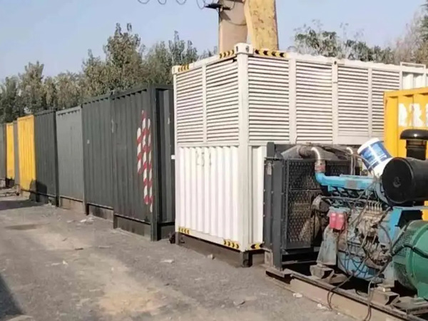 图木舒克200KW柴油发电机机组每小时油耗是多少？