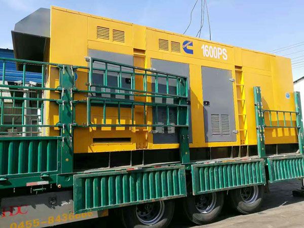 图木舒克测量水冷式机油散热器密封件尺寸时的注意事项有哪些？